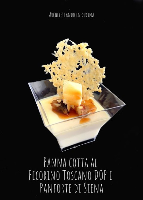 Panna cotta al pecorino toscano DOP e Panforte di Siena