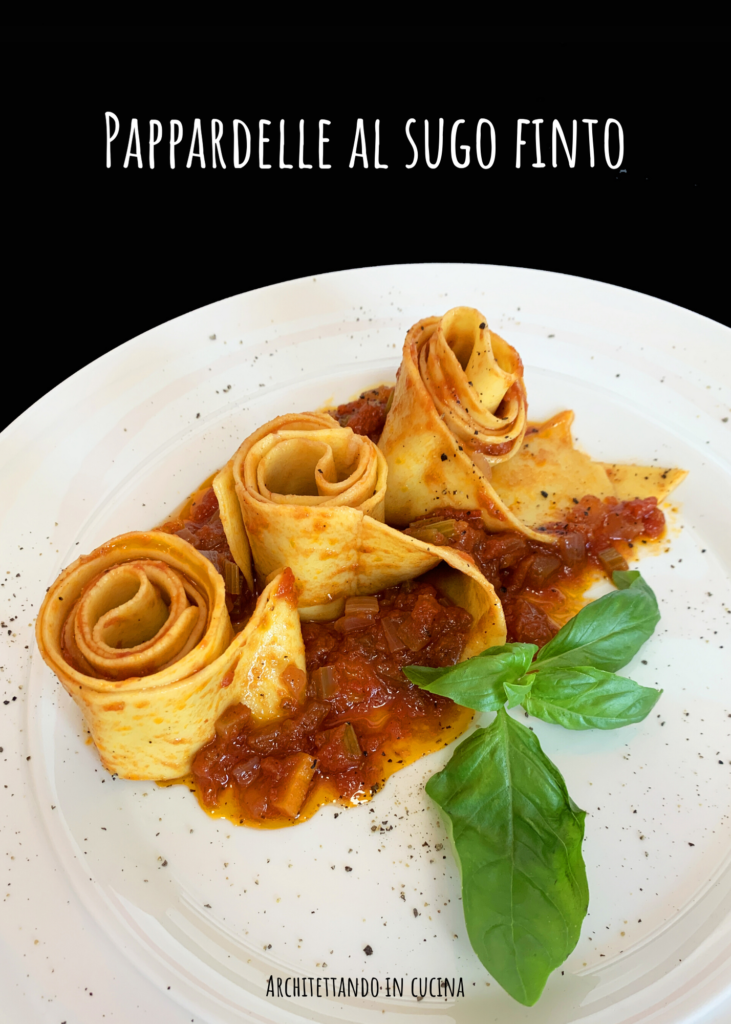 Pappardelle al sugo finto