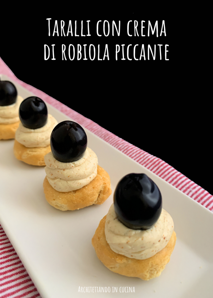 Taralli con crema di robiola piccante