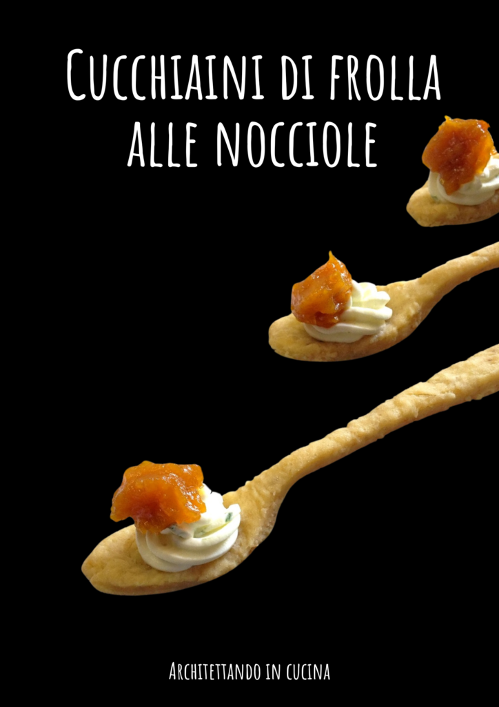 Cucchiaini di frolla alle nocciole